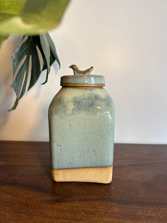 Storage Jar wid lid